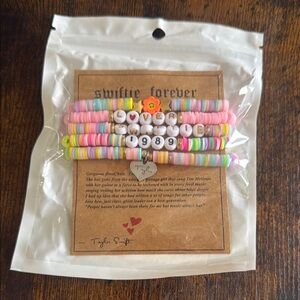 🌙 B37 - Swiftie Forever 5 pack bracelets